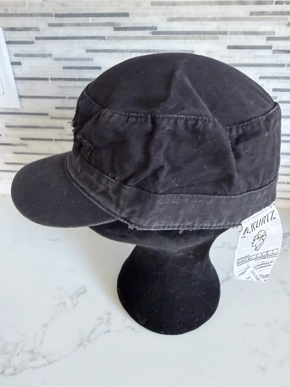 Vintage Kurtz Men's Black Casual Army Cap size 6 7/8 for a teenager age 10+